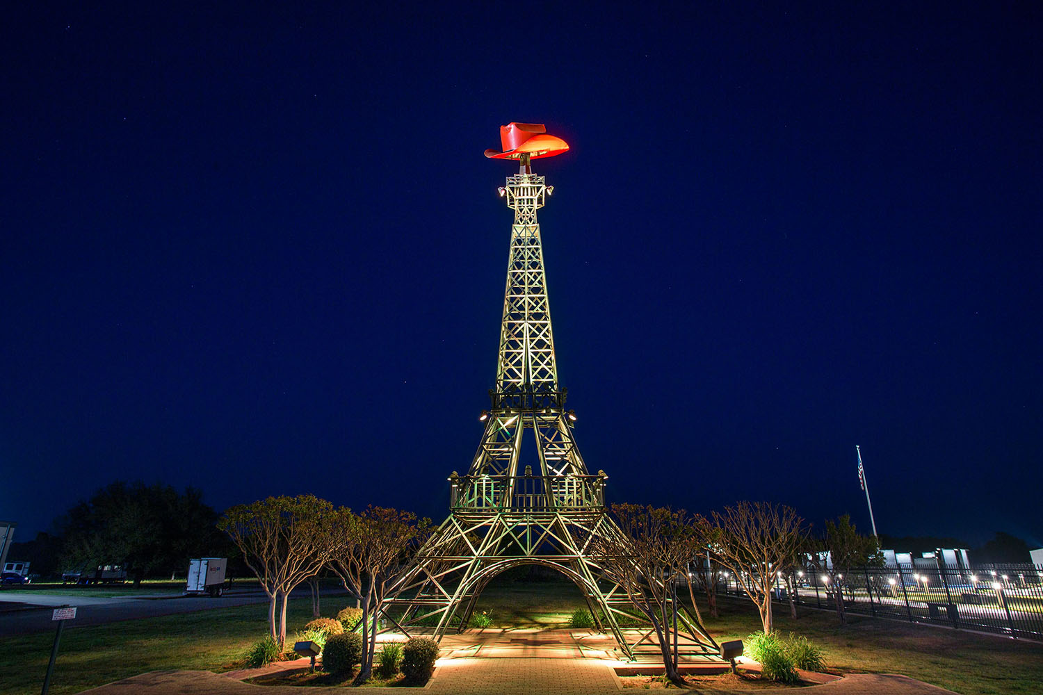 Eiffel Tower replica with cowboy hat, Paris, Texas